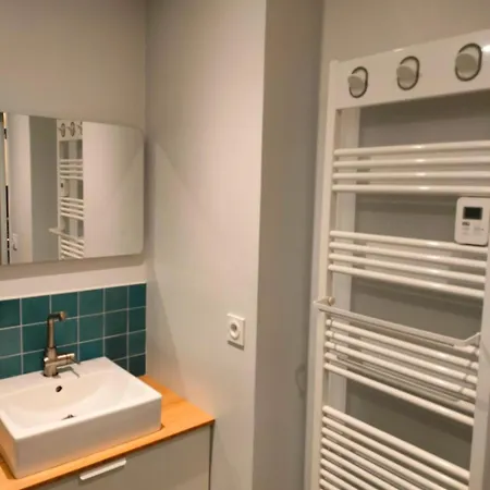 Tres Bel Cosy Refait Avec Gout - Very And Cozy Redone With Taste! Apartment *